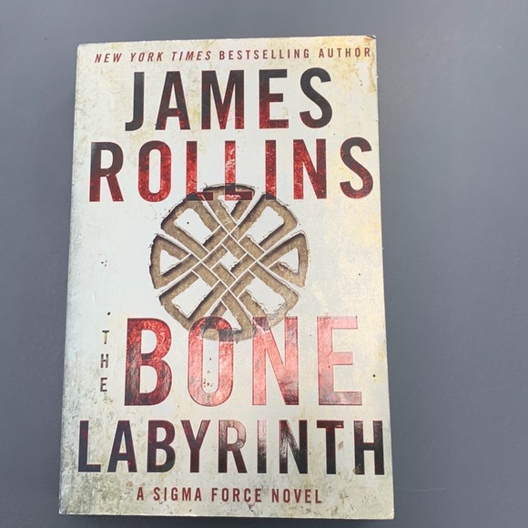 Other - The Bone Labyrinth by James Rollins GUC